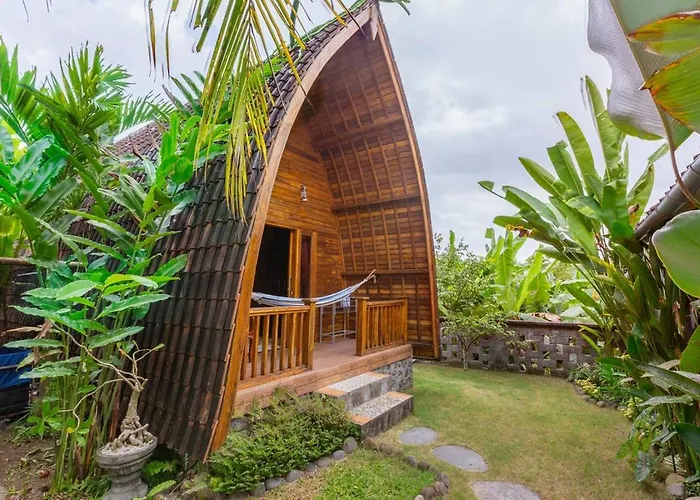 Hotel Ayumar Medewi Pulukan