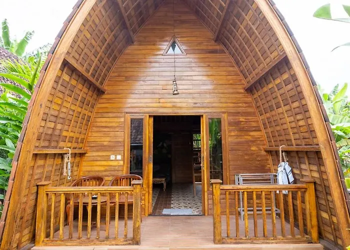 Hotel Ayumar Medewi 3*