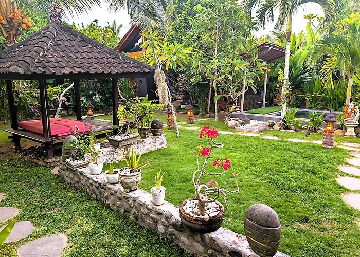 Ayumar Medewi 3* Pulukan