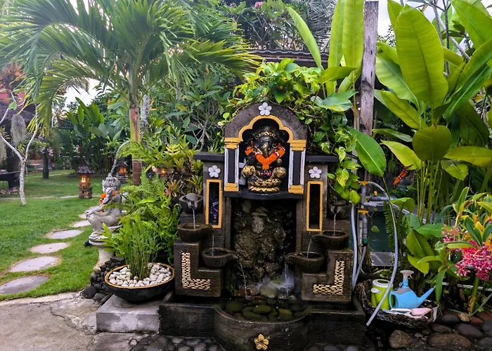 Ayumar Medewi 3*