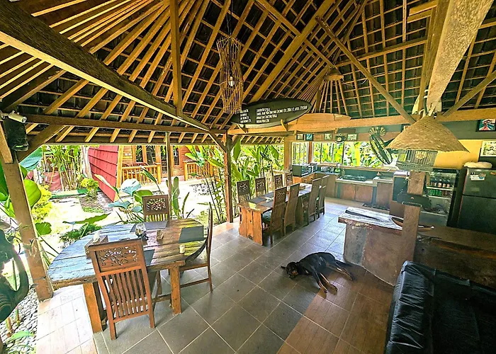 Hotel Ayumar Medewi